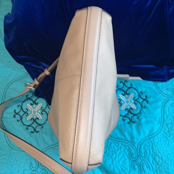 Tan coach crossbody purse - Picture 5 of 10